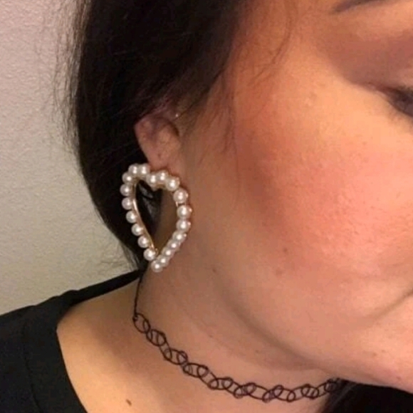 Gold Hoop heart earrings white faux pearl boho drop beaded coquette 💖2/$30 - Picture 14 of 16